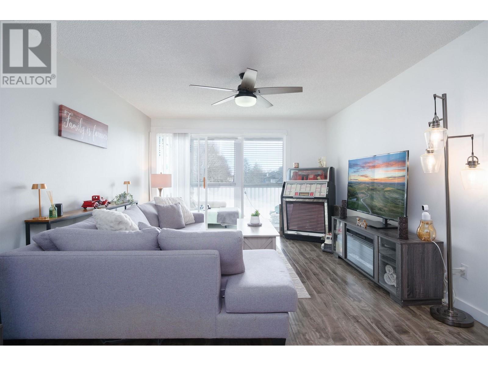 Photo 15 of 228 3451 Springfield Drive, Richmond BC