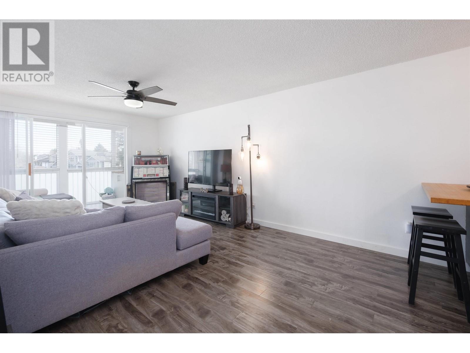 Photo 8 of 228 3451 Springfield Drive, Richmond BC