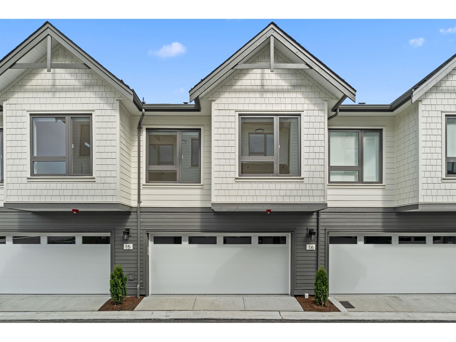 Photo 1 of 15 16358 90 Avenue, Surrey BC