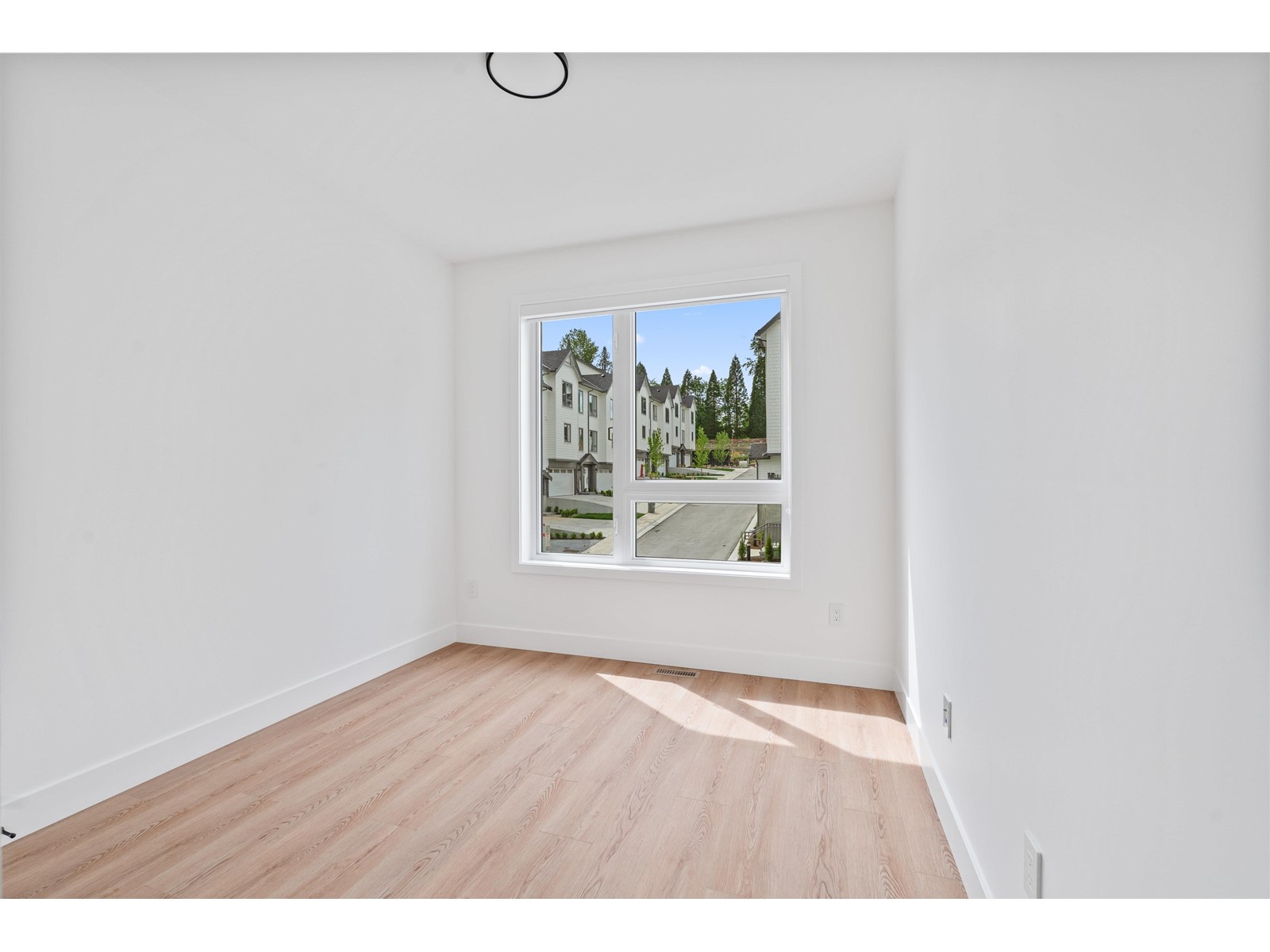 Photo 29 of 15 16358 90 Avenue, Surrey BC