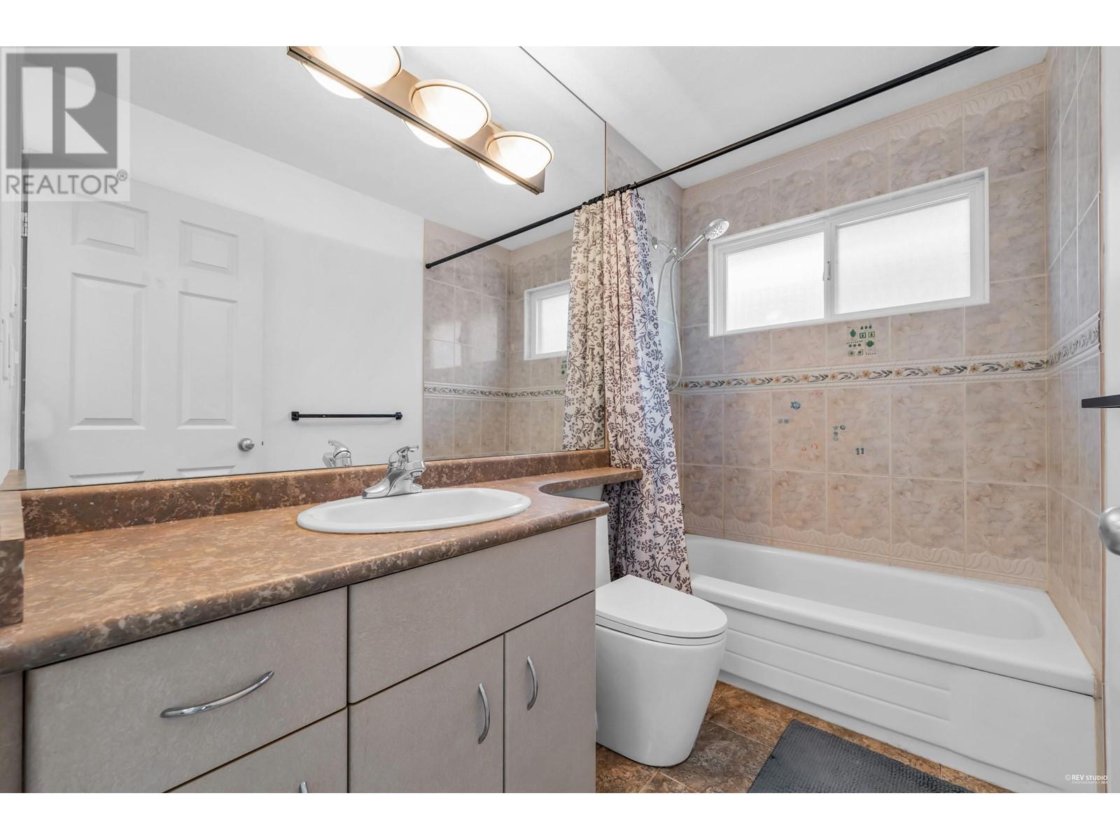 #16-6777 LIVINGSTONE Place, Richmond