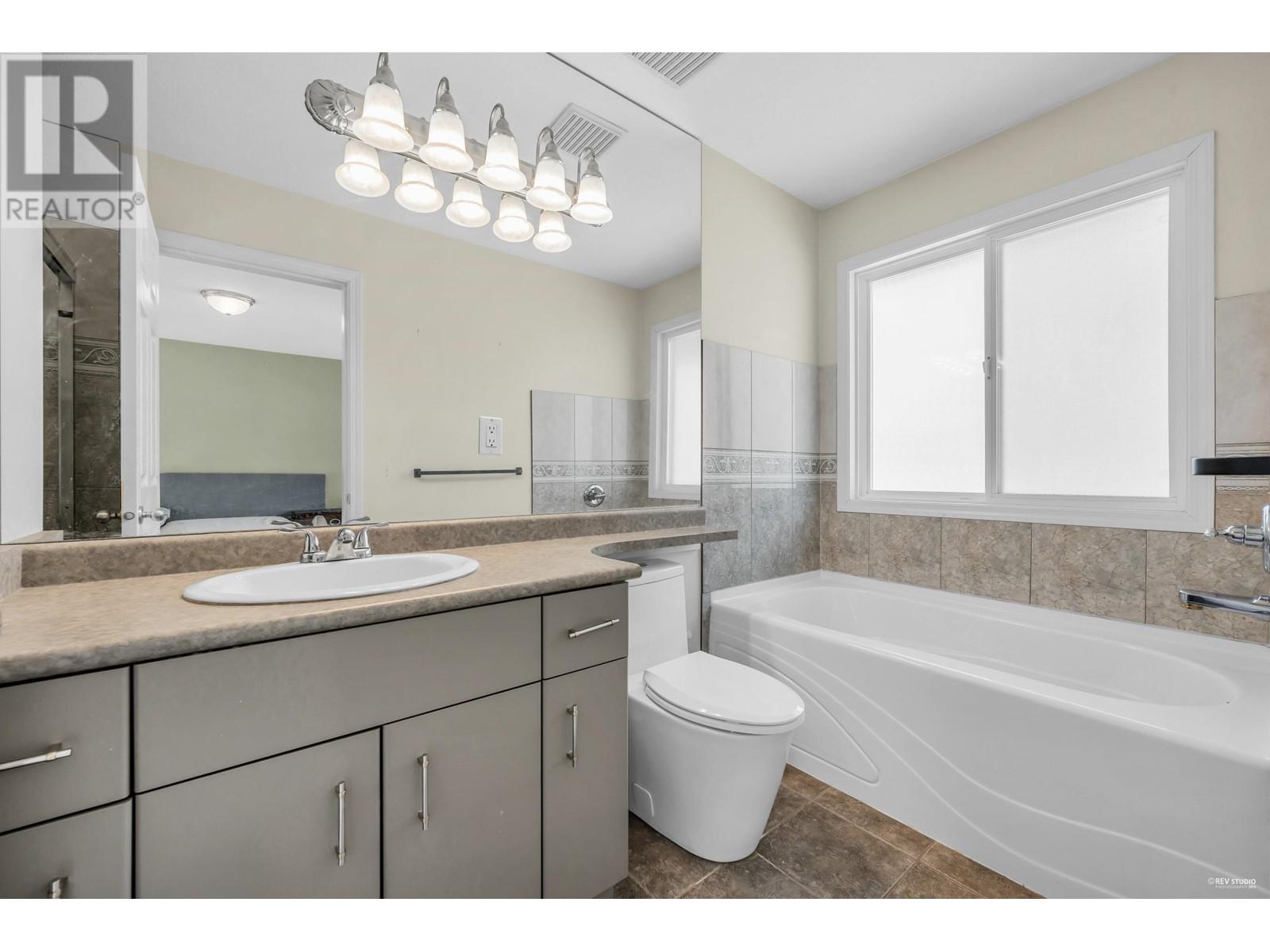 Photo 34 of 16 6777 Livingstone Place, Richmond BC