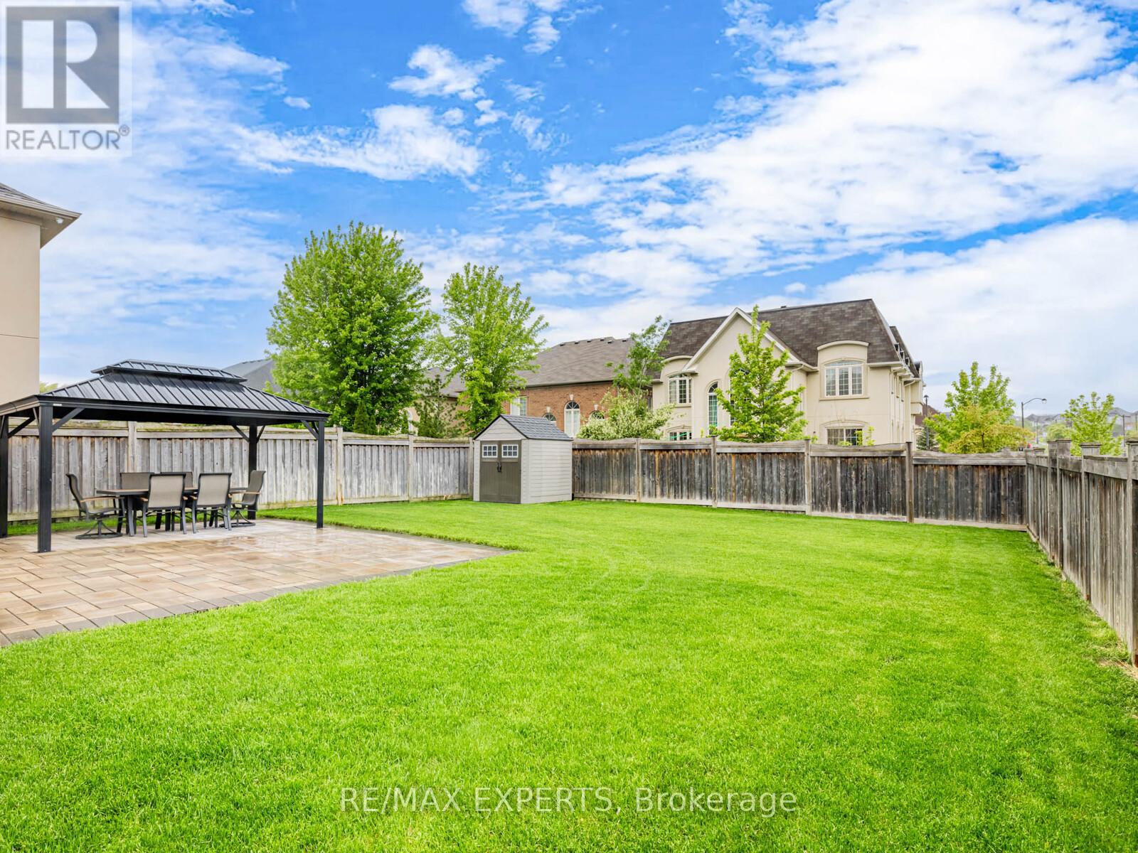 Single Family House for Sale in  SIR STEVENS DRIVE Vaughan (Patterson) 