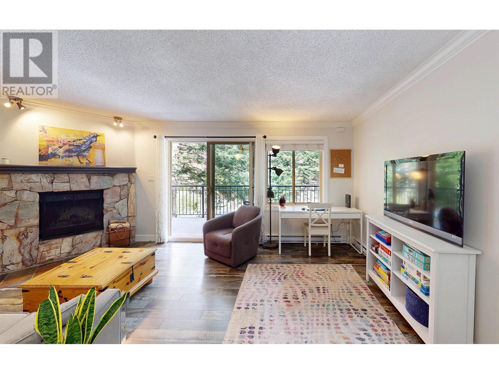 6 2201 EVA LAKE ROAD, Whistler