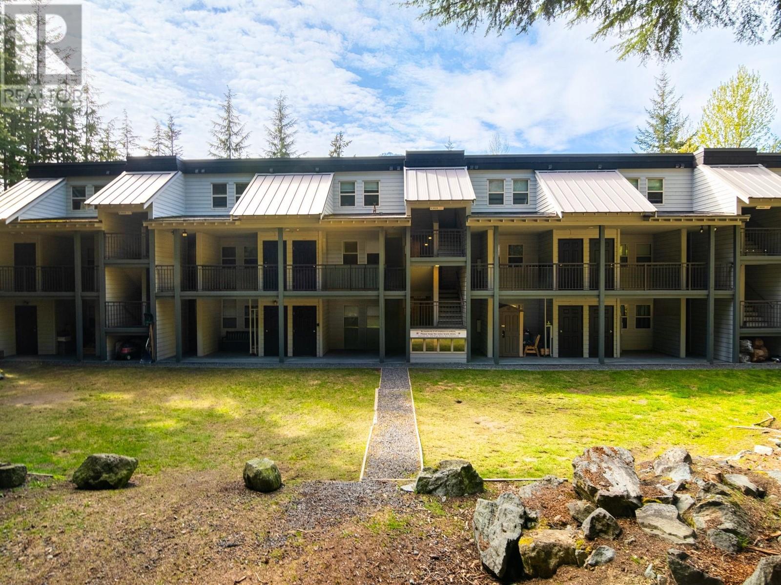 6 2201 EVA LAKE ROAD, Whistler