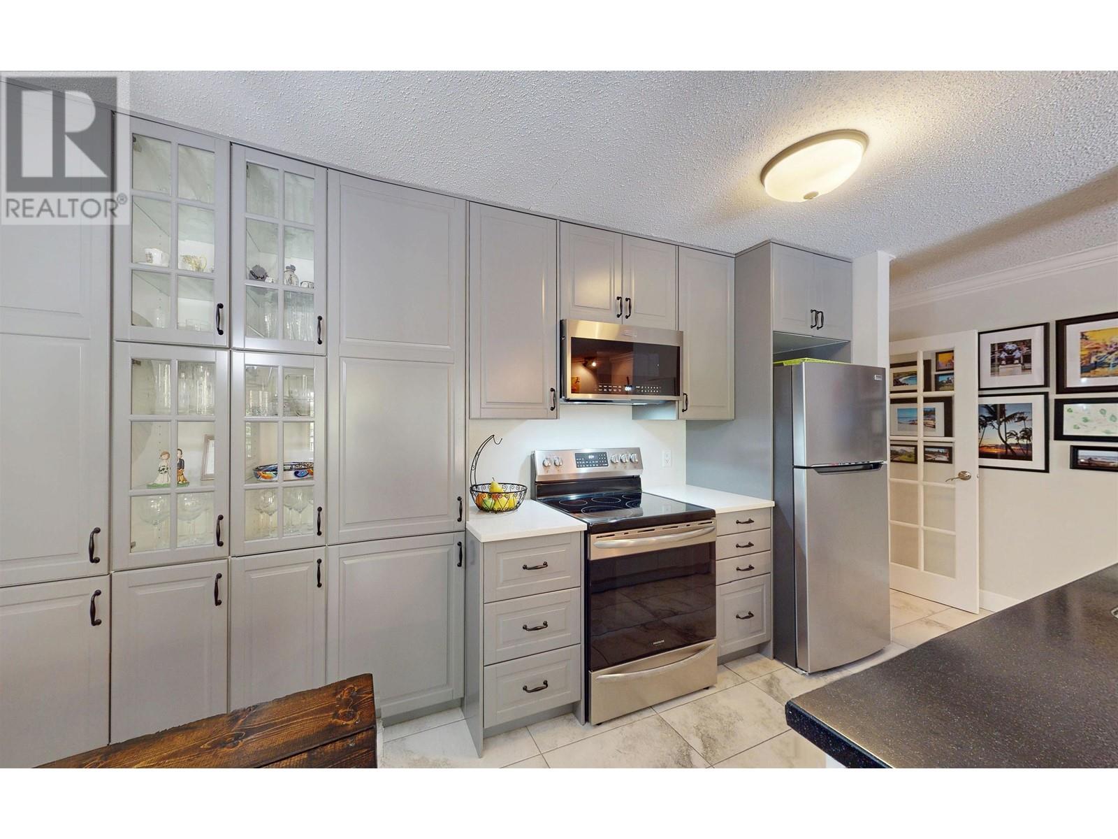 6 2201 EVA LAKE ROAD, Whistler