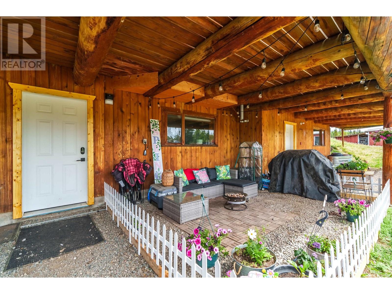 7181 SHERIDAN LAKE W ROAD, Lone Butte