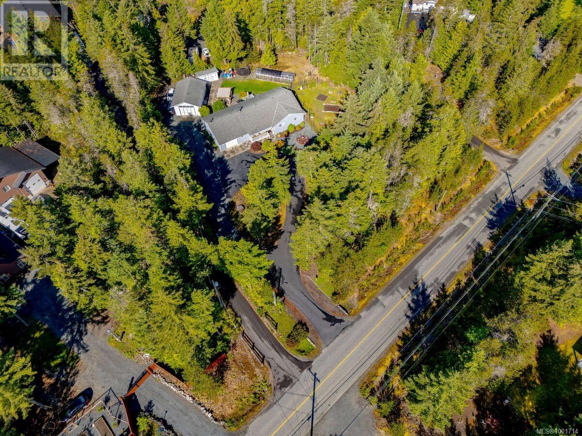 Photo 50 of 1356 Meadowood Way, Qualicum Beach BC