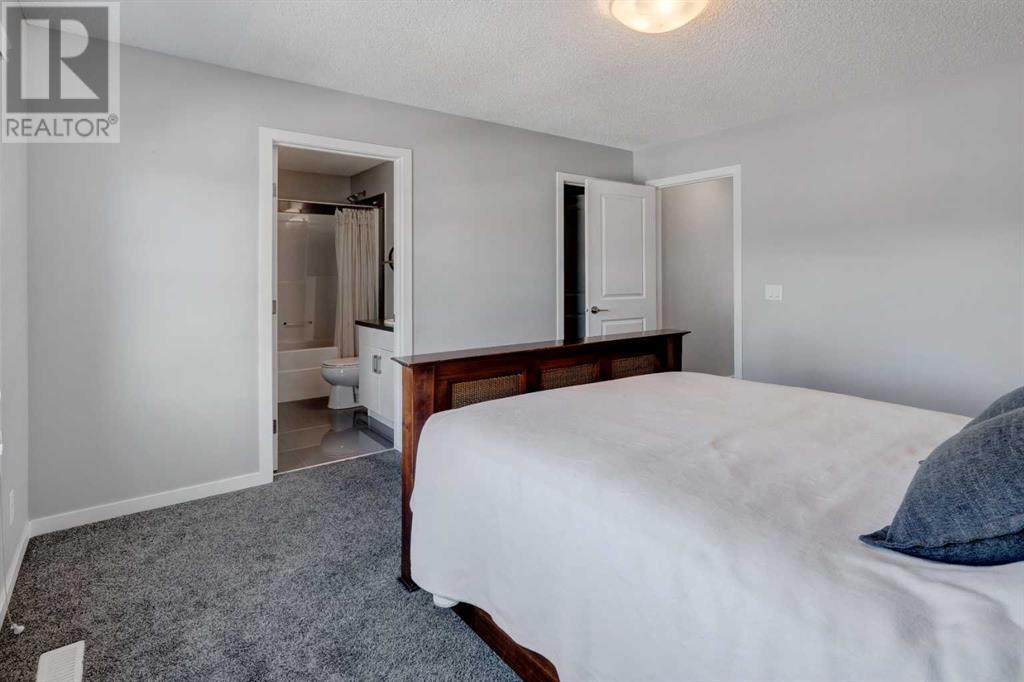 198 River Heights Crescent, Cochrane, Alberta