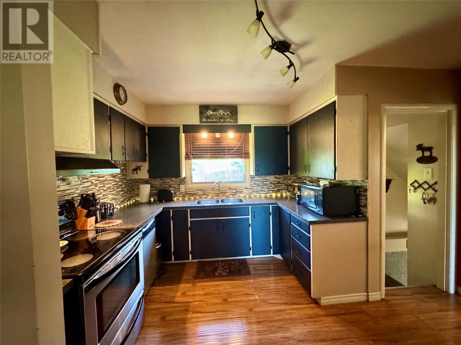 921 110 Avenue, Dawson Creek