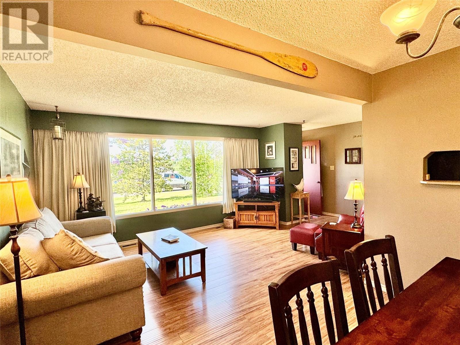 921 110 Avenue, Dawson Creek