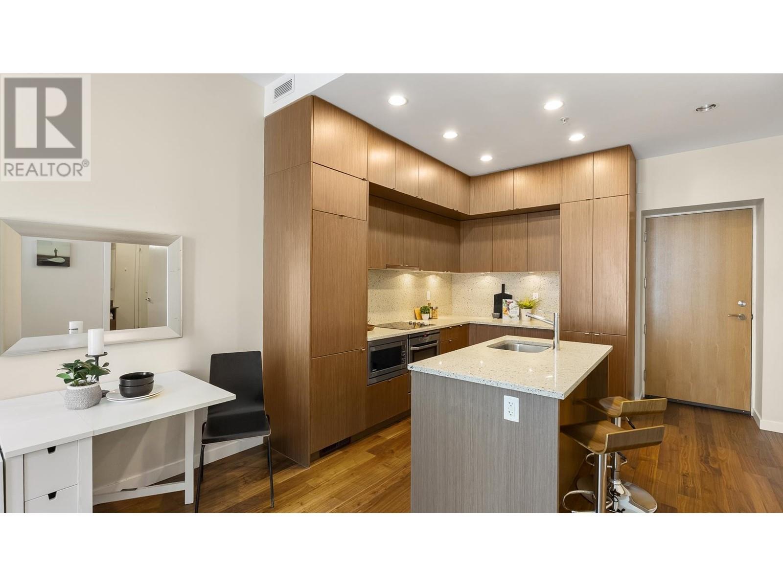 Photo 34 of 705 1205 Howe Street, Vancouver BC