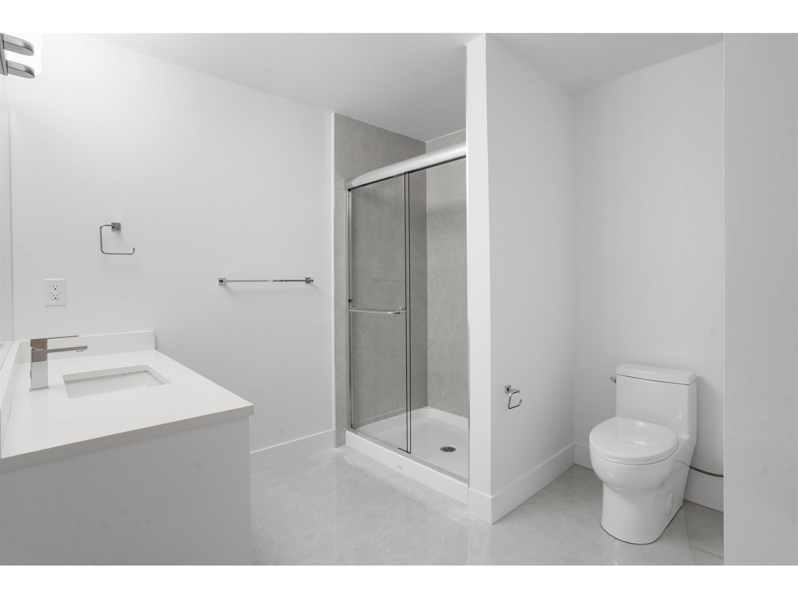 Photo 17 of 20483 74 B Avenue, Langley BC