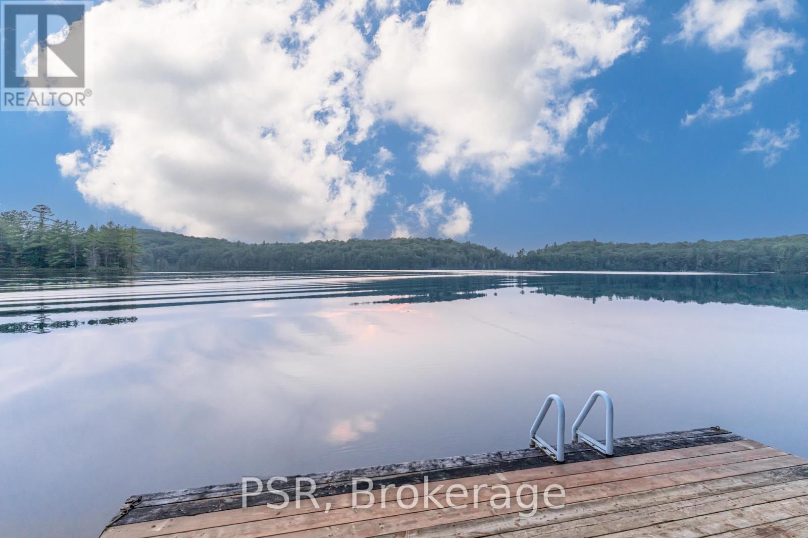 Photo 13 of 1027 North Pine Drive, Lake Of Bays ON