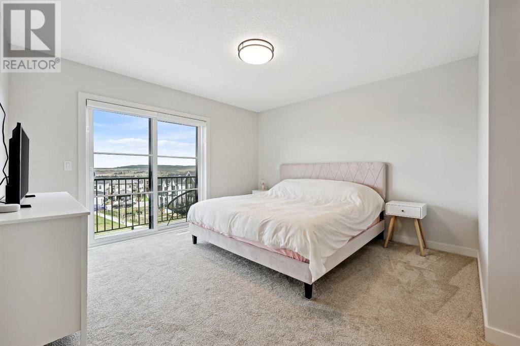28 Heritage Lane, Cochrane, Alberta