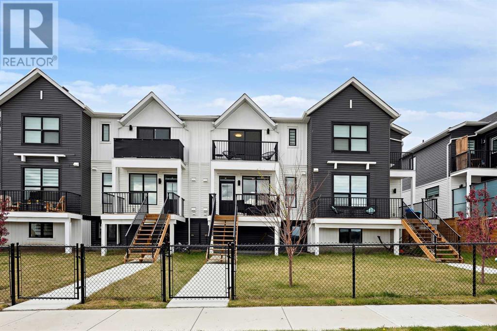 28 Heritage Lane, Cochrane, Alberta