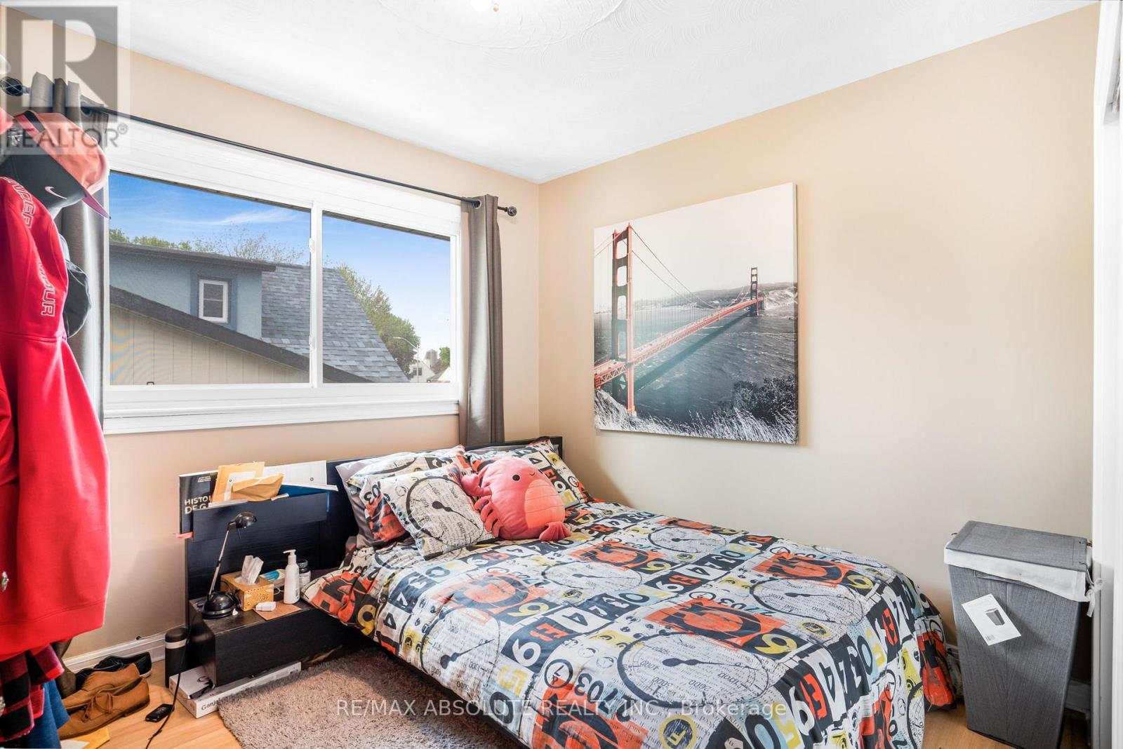Photo 15 of 408 410 Allen Boulevard, Ottawa ON