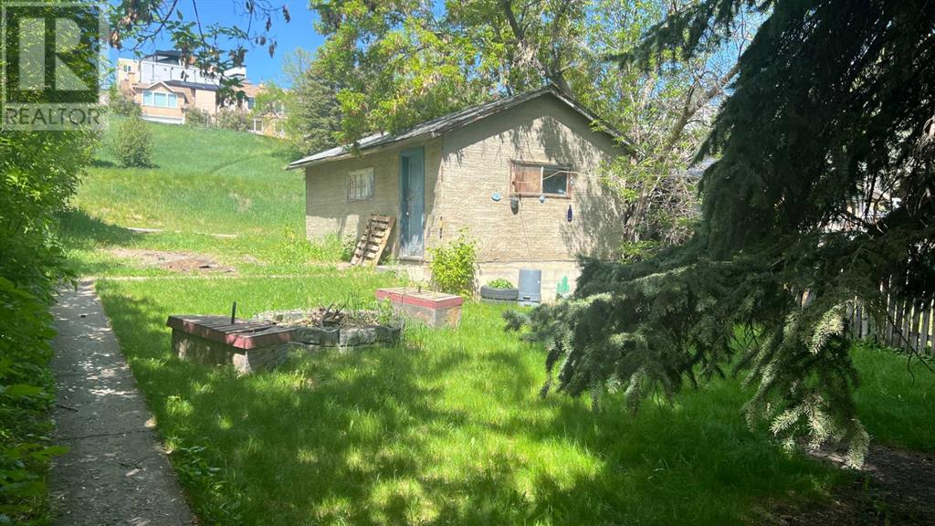 Single Family House Bungalow for Sale in   Avenue NE Bridgeland/Riverside Calgary 