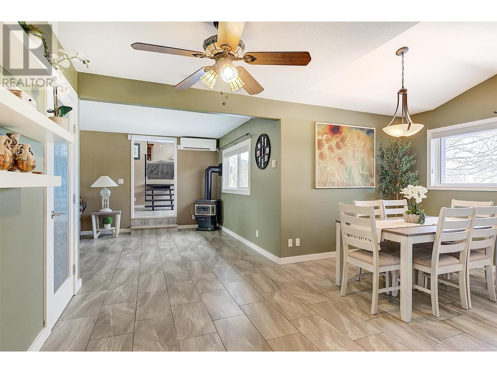  1506 Johnson Street, Summerland