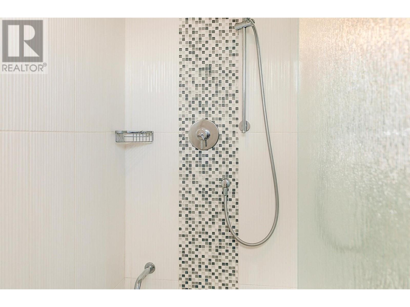  1506 Johnson Street, Summerland