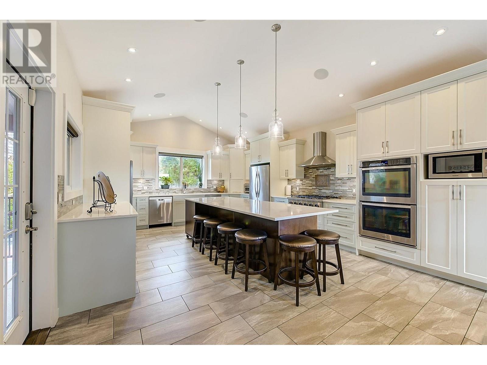 1506 Johnson Street, Summerland