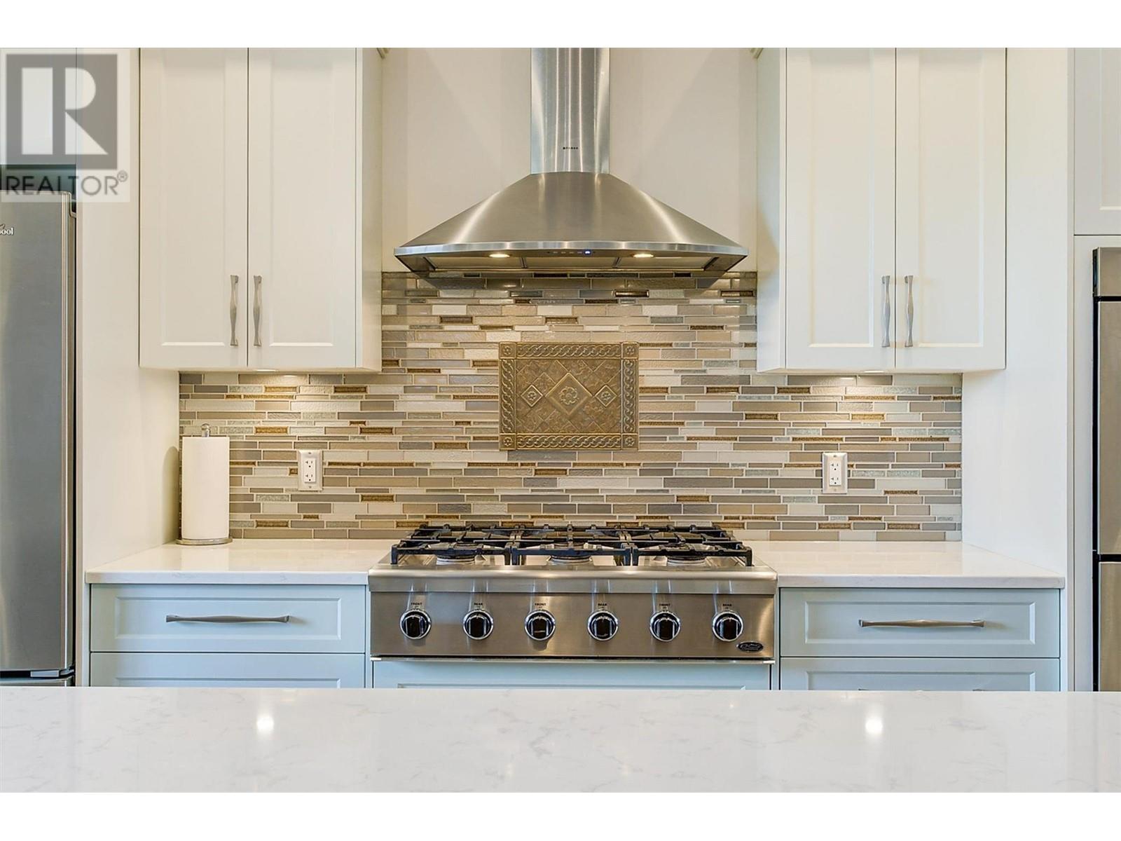  1506 Johnson Street, Summerland