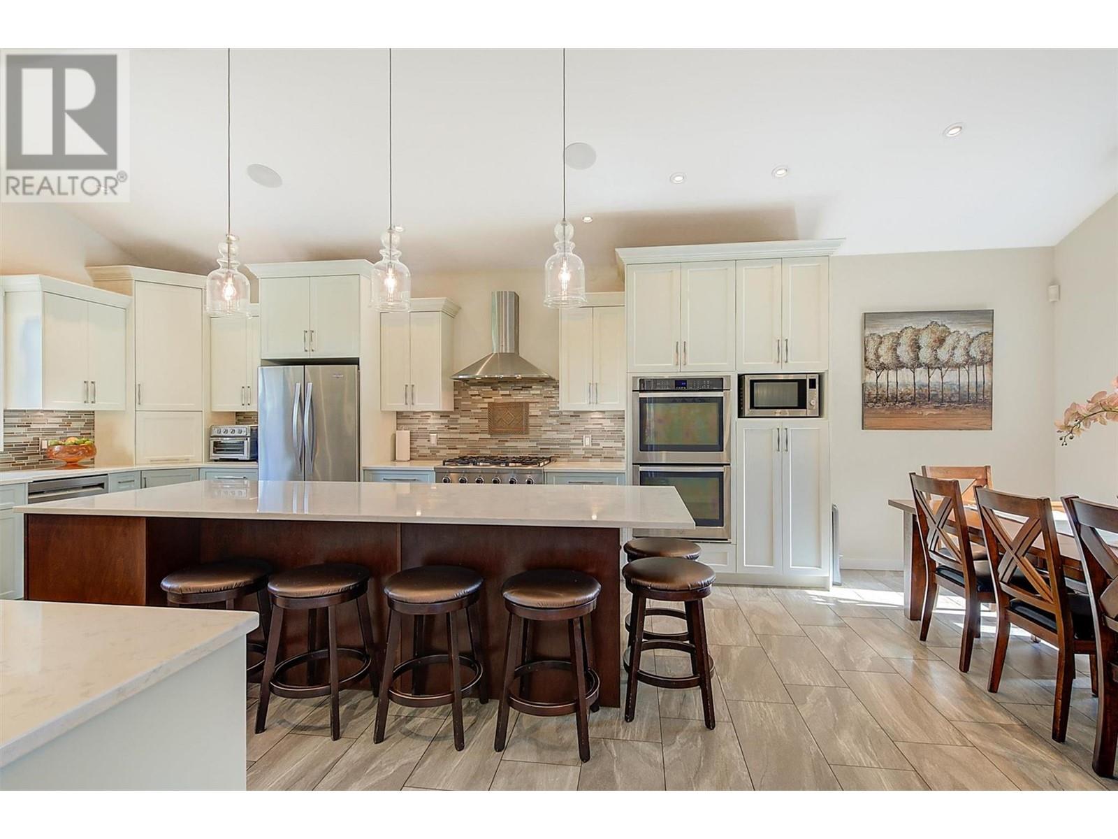  1506 Johnson Street, Summerland