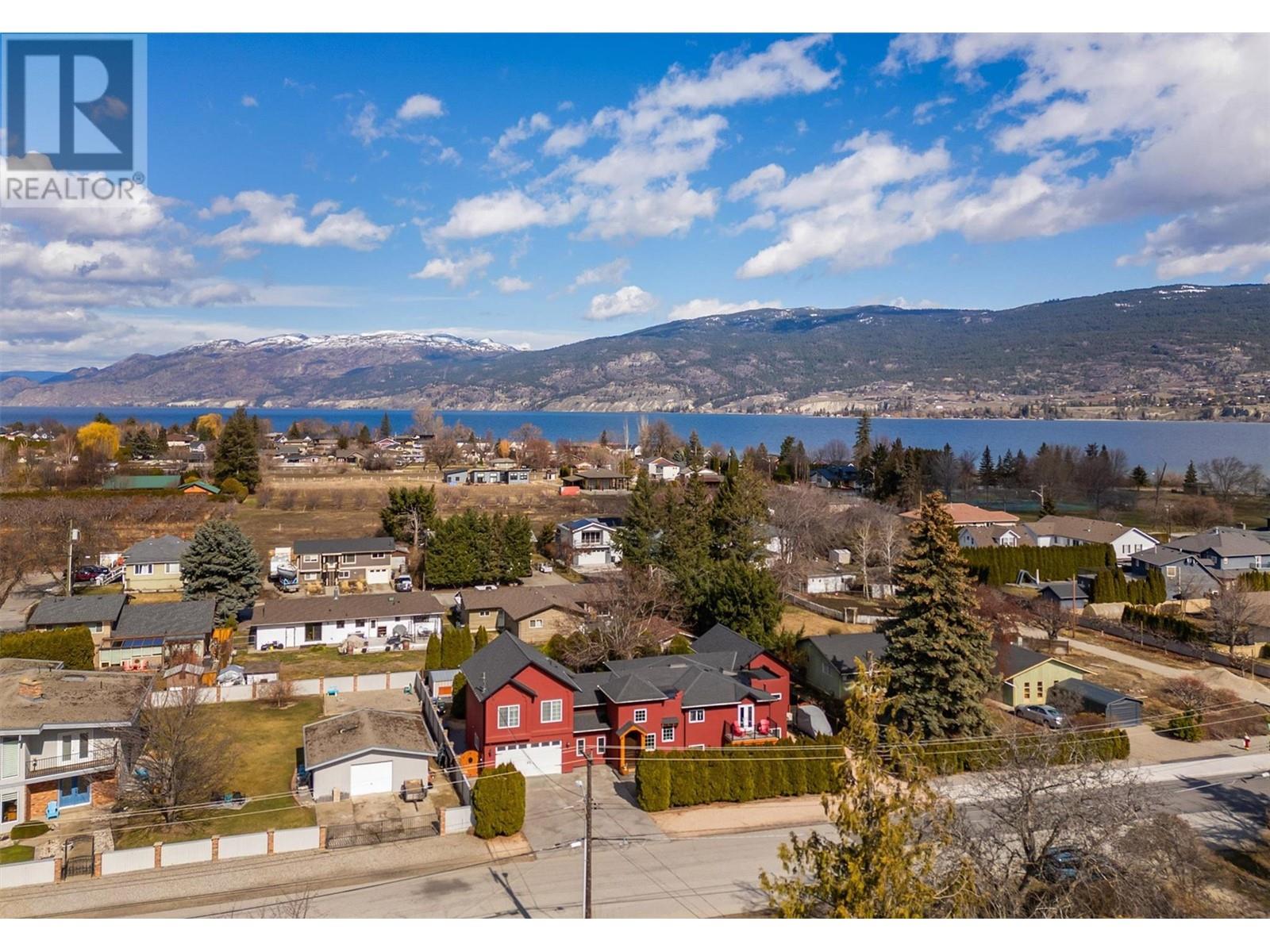1506 Johnson Street, Summerland
