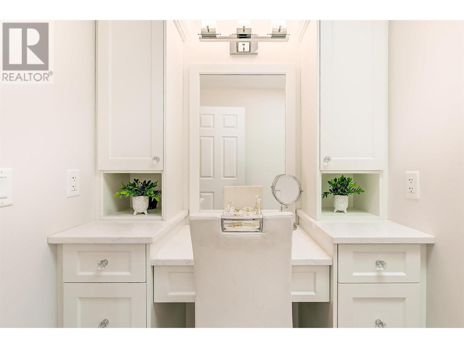  1506 Johnson Street, Summerland