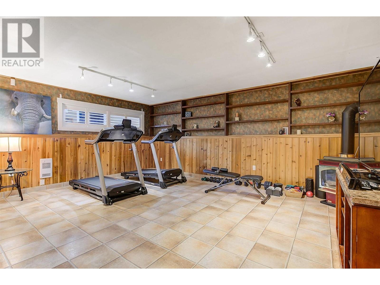  1506 Johnson Street, Summerland