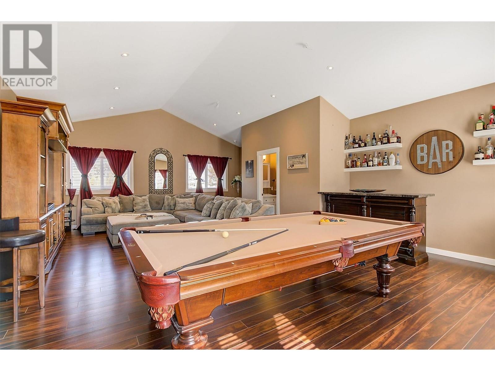  1506 Johnson Street, Summerland