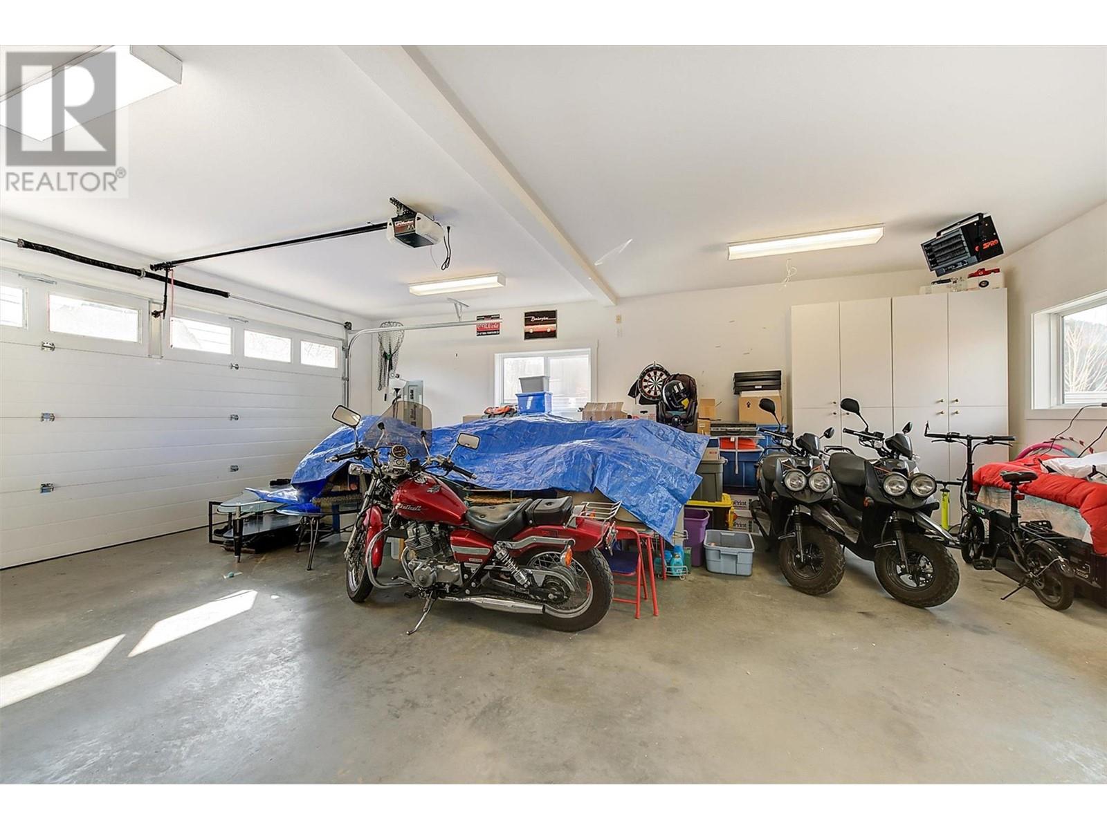  1506 Johnson Street, Summerland