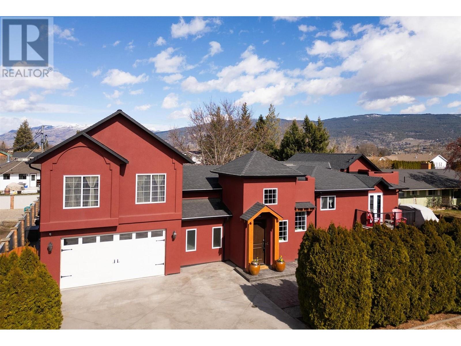  1506 Johnson Street, Summerland
