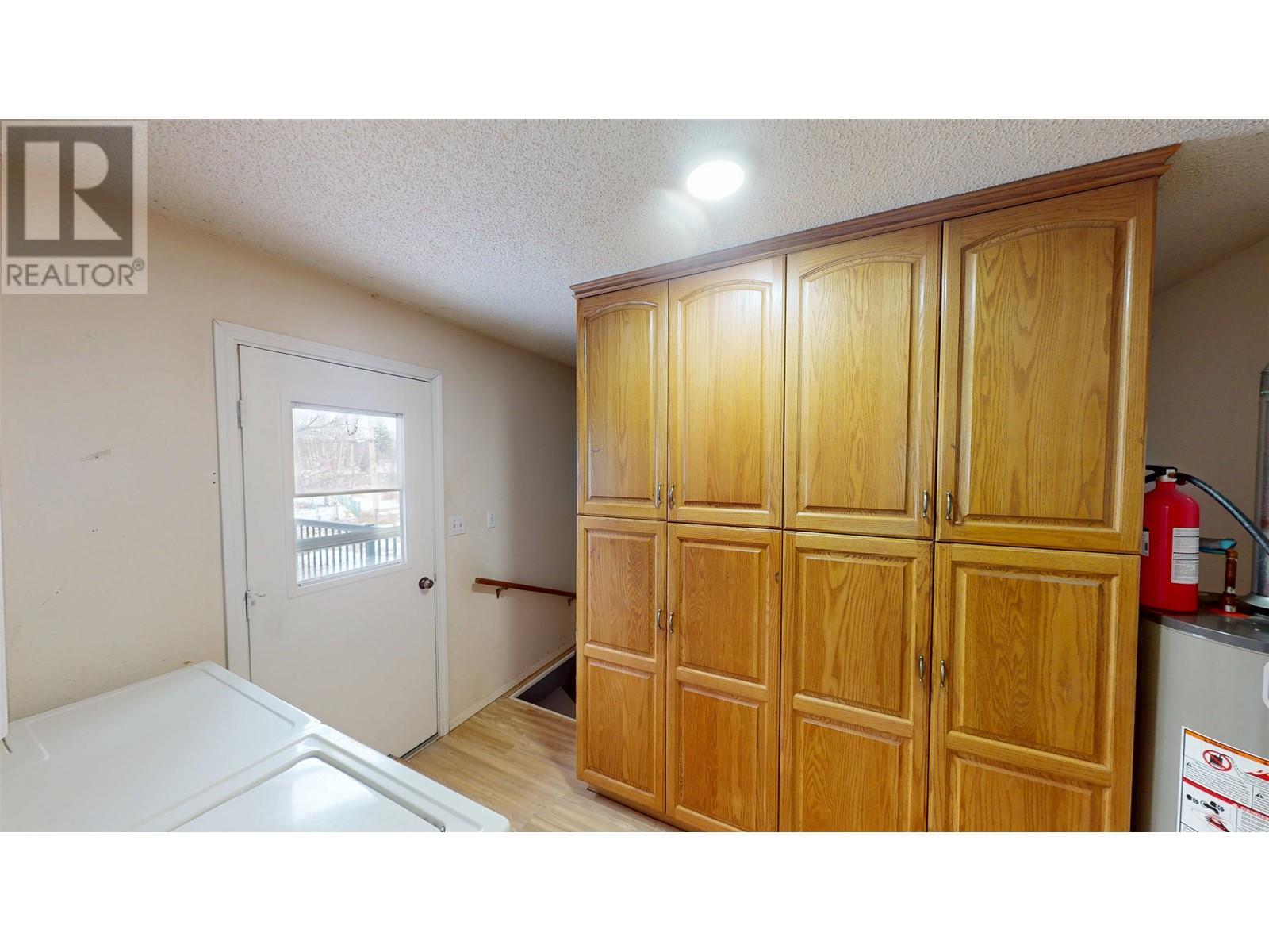 Photo 32 of 10109 Macintosh Crescent, Hudsons Hope BC