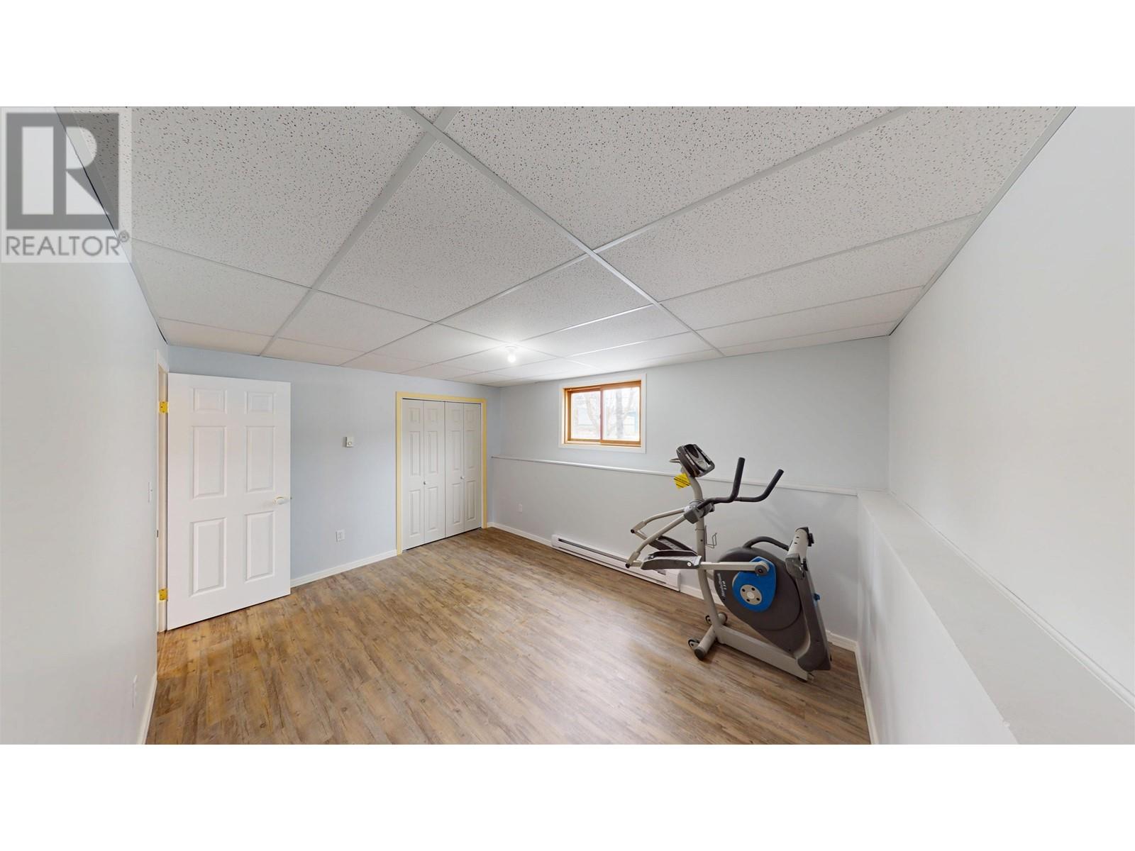 Photo 7 of 10109 Macintosh Crescent, Hudsons Hope BC