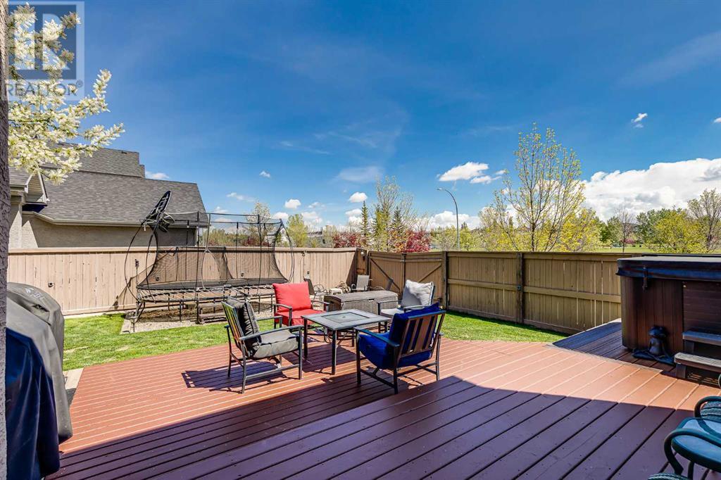 Single Family House for Sale in  Tuscany Glen Gate NW Tuscany Calgary 