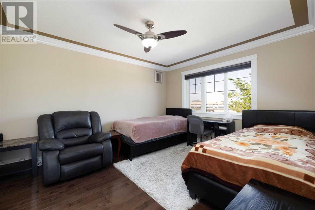100 Crane Rise, Fort McMurray