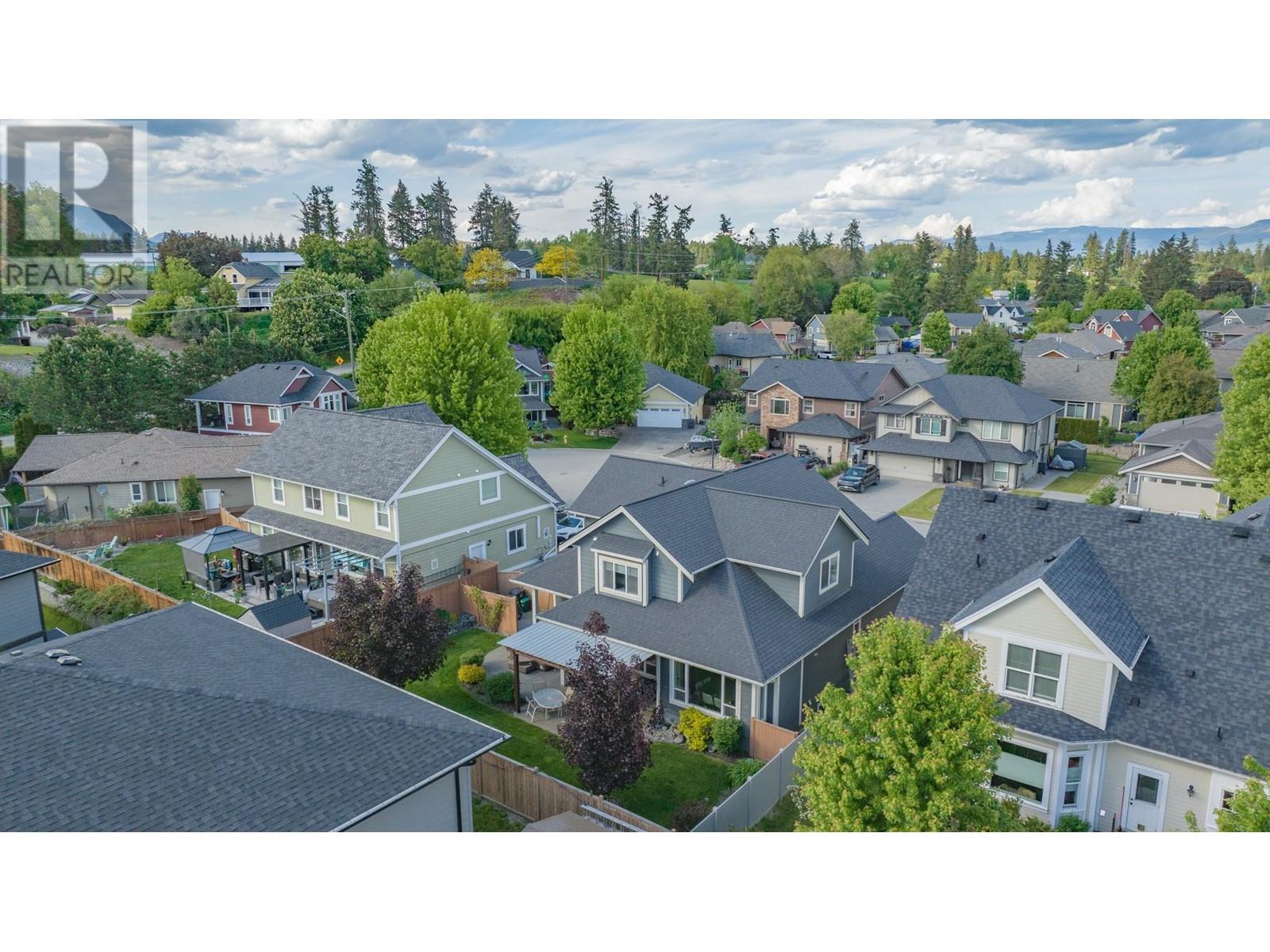 Photo 10 of 3905 Rankine Place, Armstrong BC