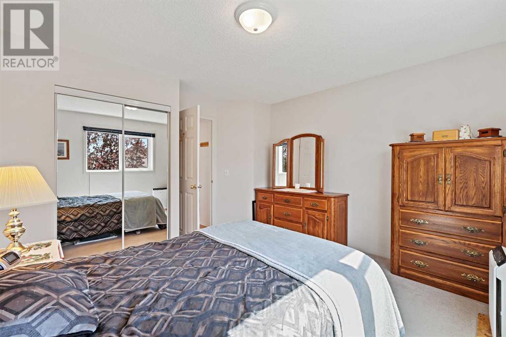 Single Family House Bi-level for Sale in  Saddlemead Road NE Saddle Ridge Calgary 
