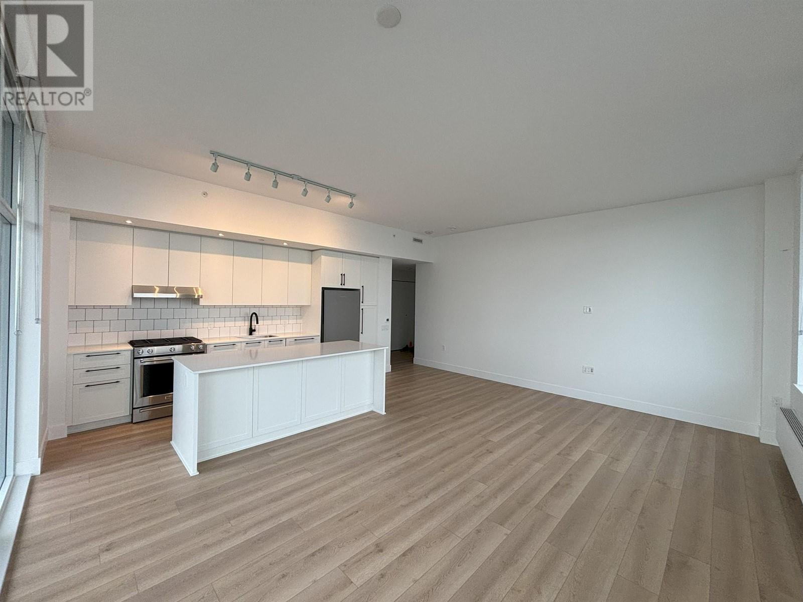 Photo 7 of 1203 8750 University Crescent, Burnaby BC