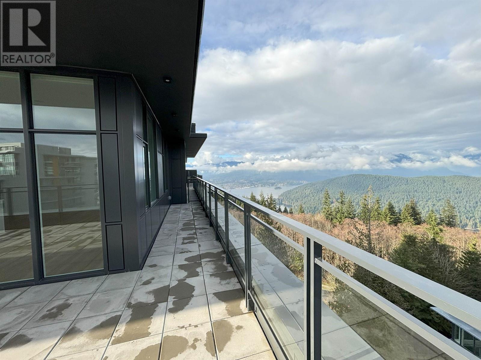 Photo 14 of 1203 8750 University Crescent, Burnaby BC