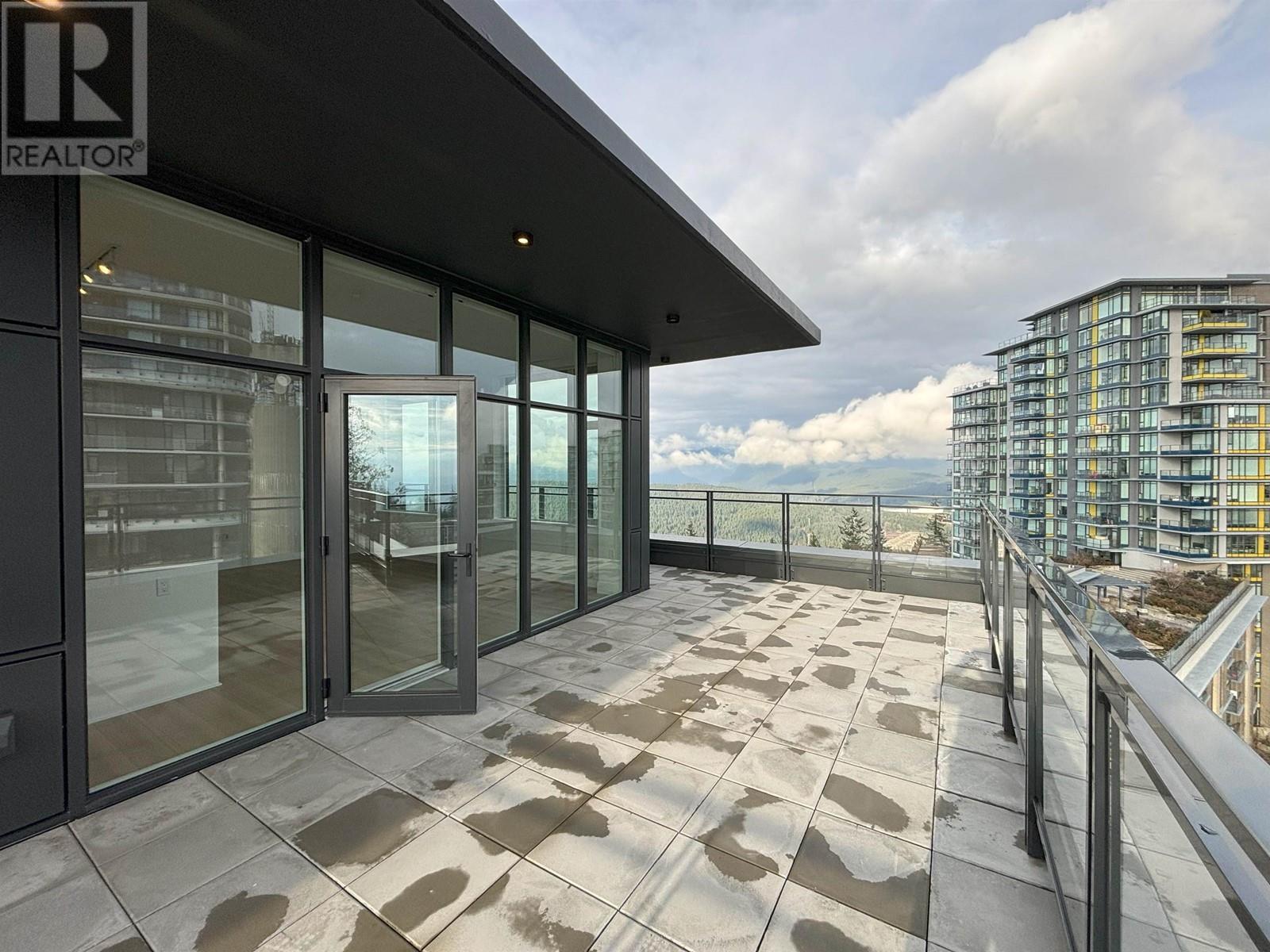 Photo 11 of 1203 8750 University Crescent, Burnaby BC
