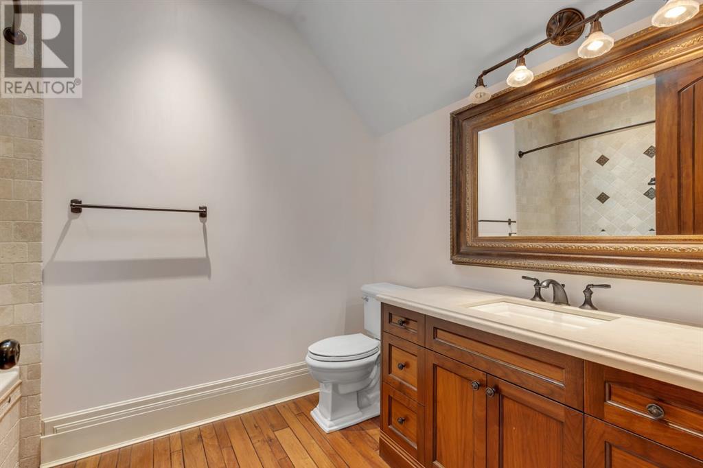 Single Family House for Sale in  Dorchester Avenue SW Upper Mount Royal Calgary 