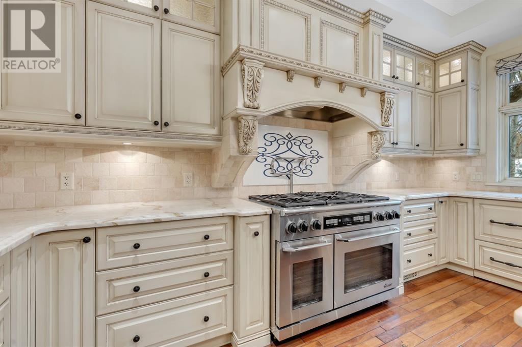 Single Family House for Sale in  Dorchester Avenue SW Upper Mount Royal Calgary 