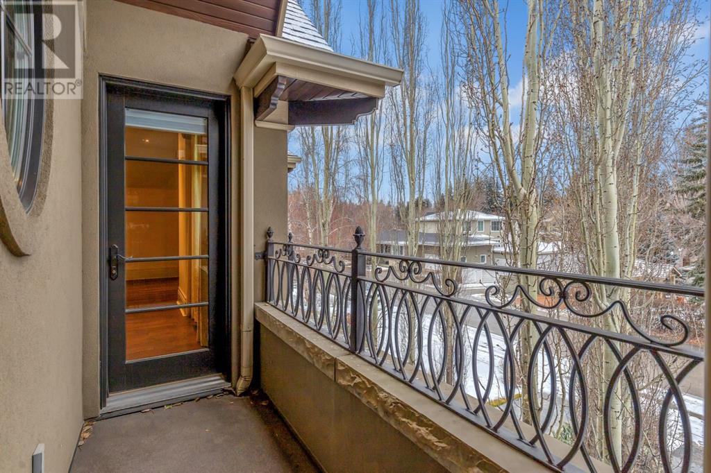 Single Family House for Sale in  Dorchester Avenue SW Upper Mount Royal Calgary 