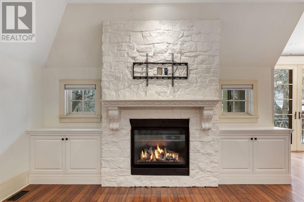 Single Family House for Sale in  Dorchester Avenue SW Upper Mount Royal Calgary 