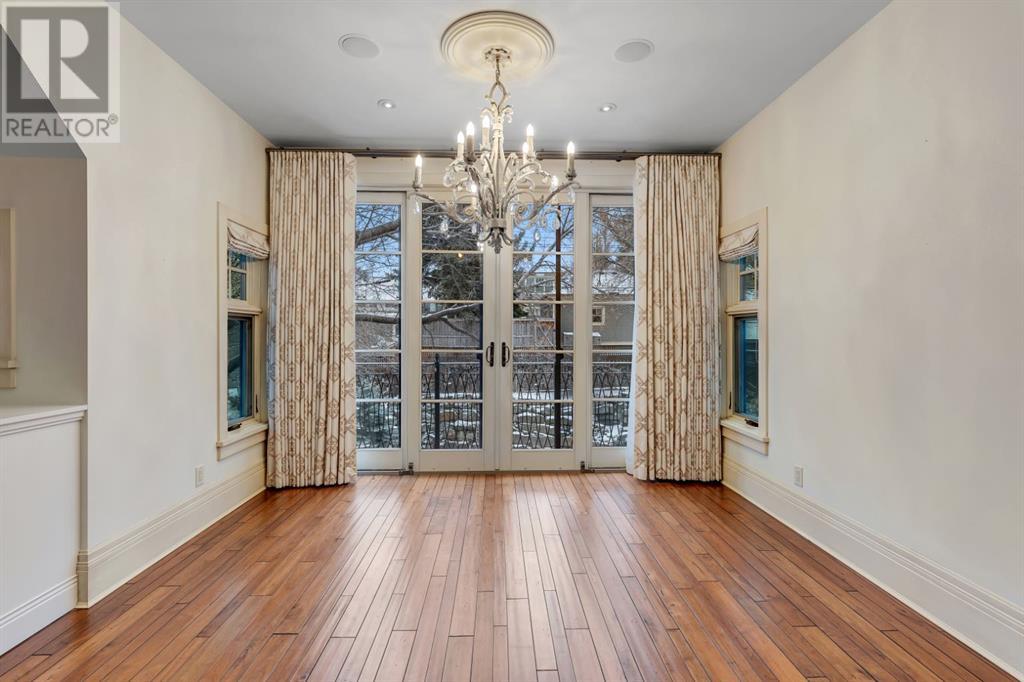 Single Family House for Sale in  Dorchester Avenue SW Upper Mount Royal Calgary 