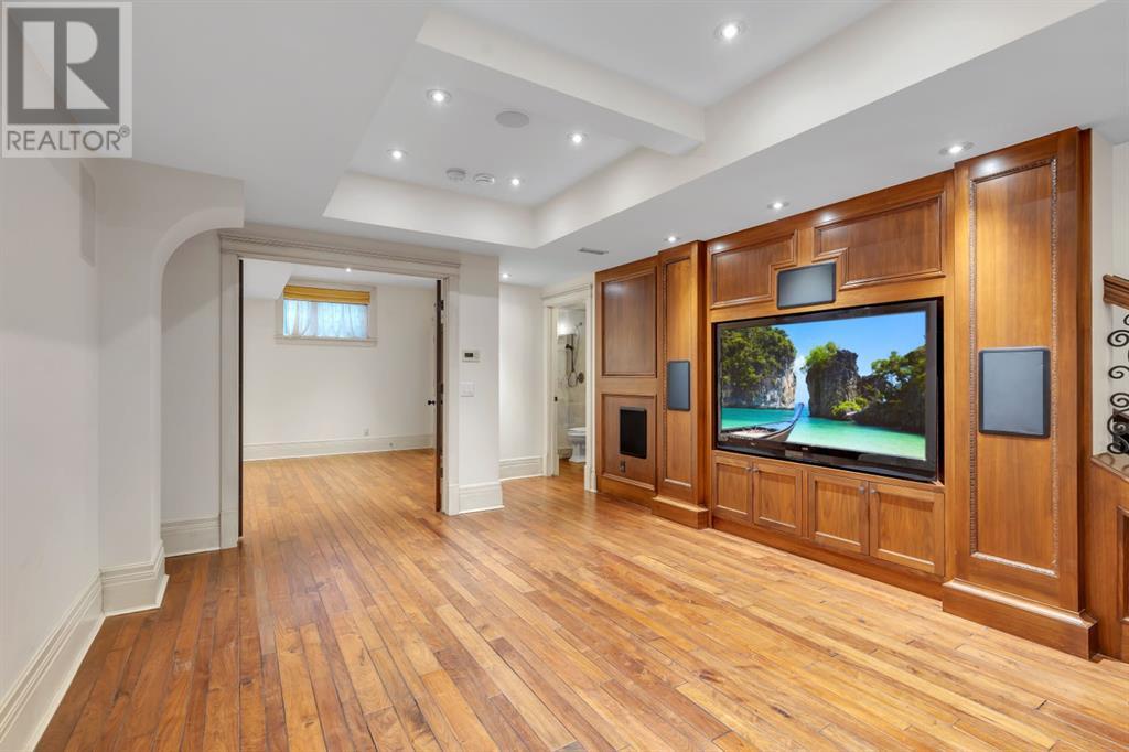 Single Family House for Sale in  Dorchester Avenue SW Upper Mount Royal Calgary 