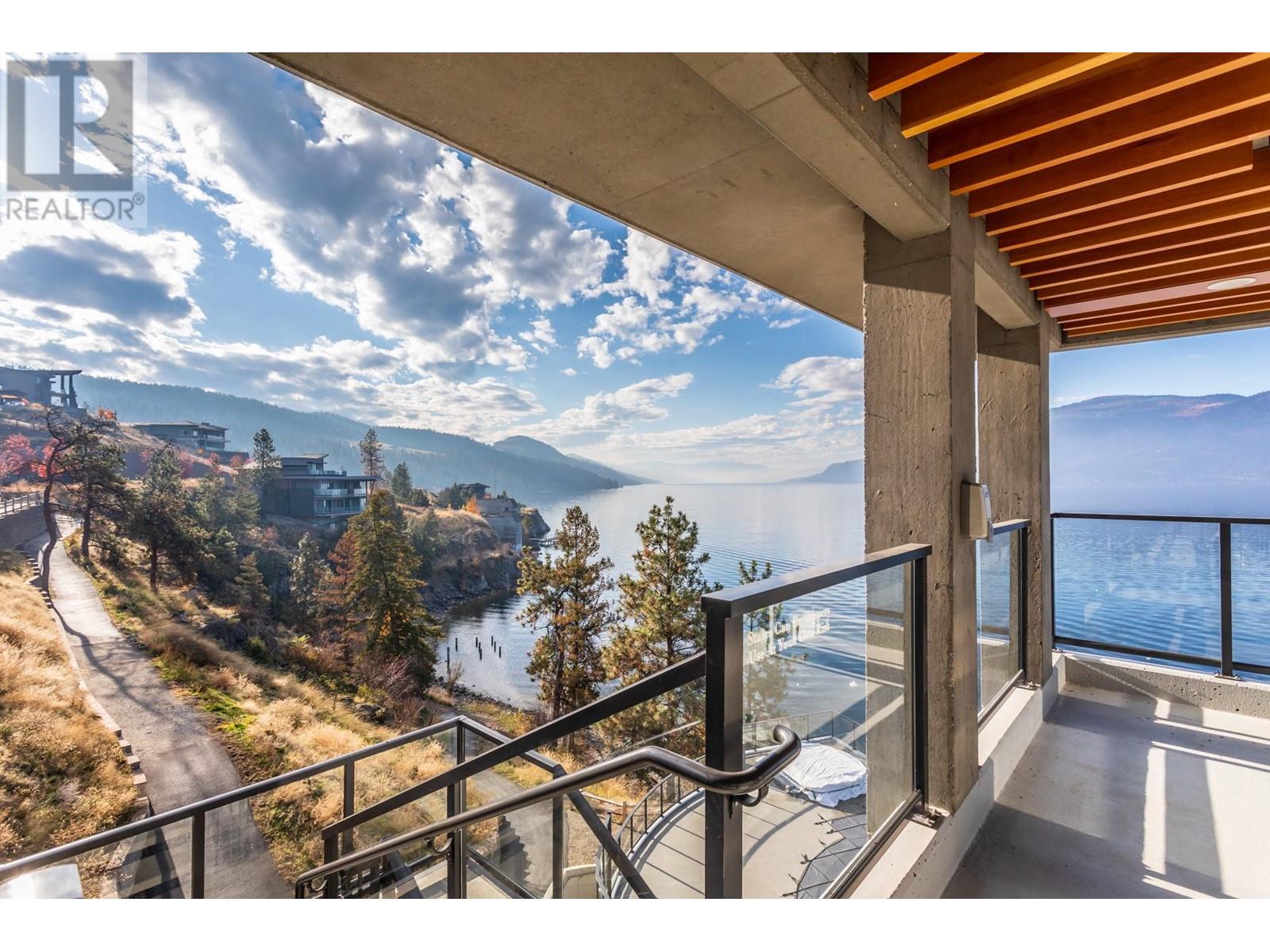  1791 Lakestone Drive, Lake Country