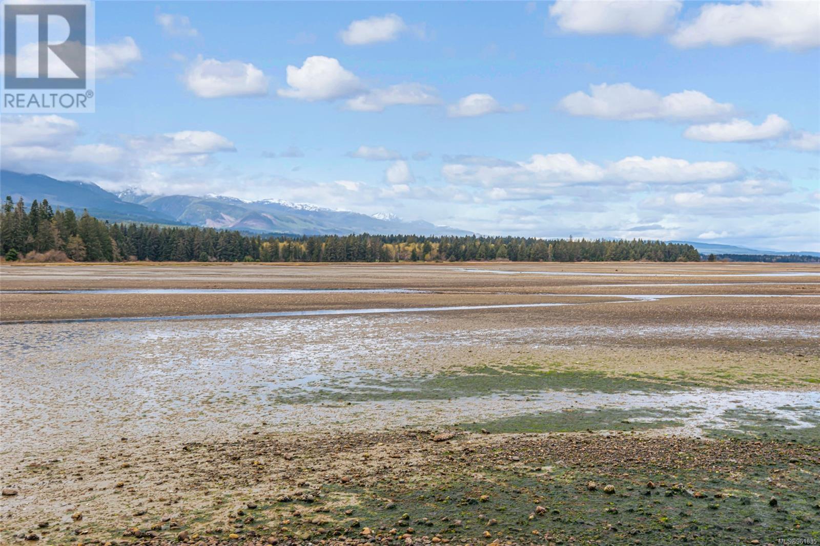  Lot 13 Island Highway West, Bowser